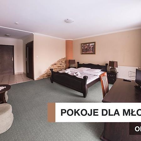 Stary Dwor Bed and Breakfast Żywiec Esterno foto